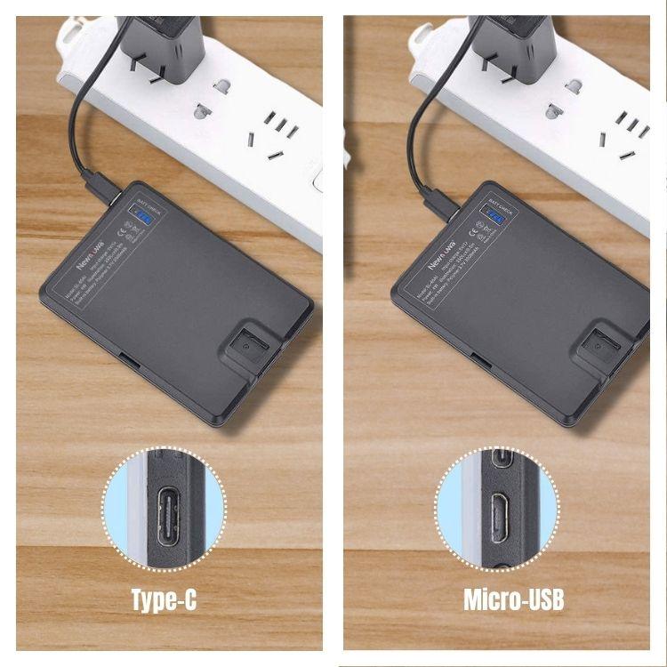 Clip Fill Video Light have Micro USB and Type-C interface port